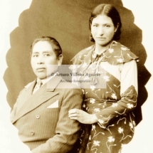 Retrato de pareja de mestizos chumbivilcanos